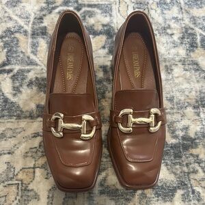 Dream Pairs Brown Loafers with Gold Horsebit